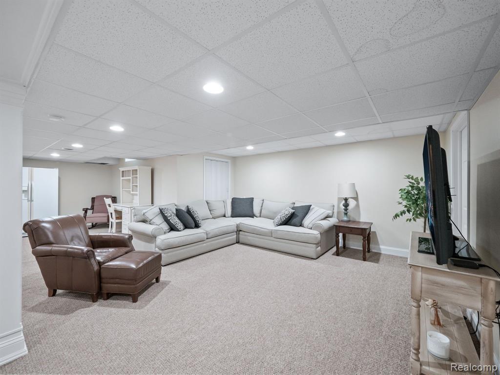 1315 Copper Circle Rochester, MI 48306 - Photo 28 of 41