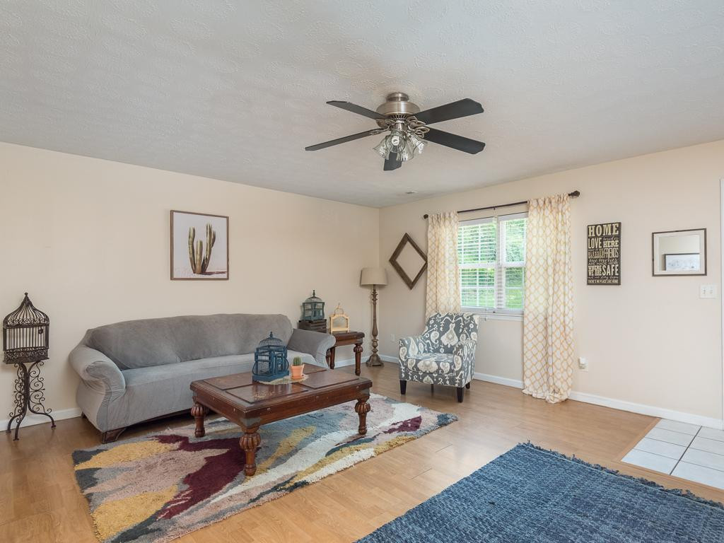 807 Swadley Road, Unit 16 Johnson City, TN 37601 - Photo 3 of 20 Photo 3