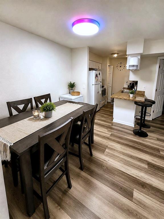 209 Berry Tree Place, Unit 209 Brandon, FL 33510 - Photo 3 of 10