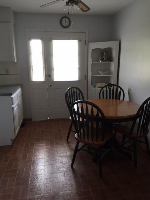 298 Topsfield Road Columbus, OH 43228 - Photo 4 of 14 Gallery Image 4