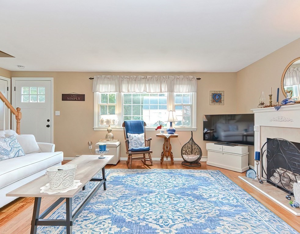 40 Robin Road Westborough, MA 01581 - Photo 17 of 42 Gallery Image 17