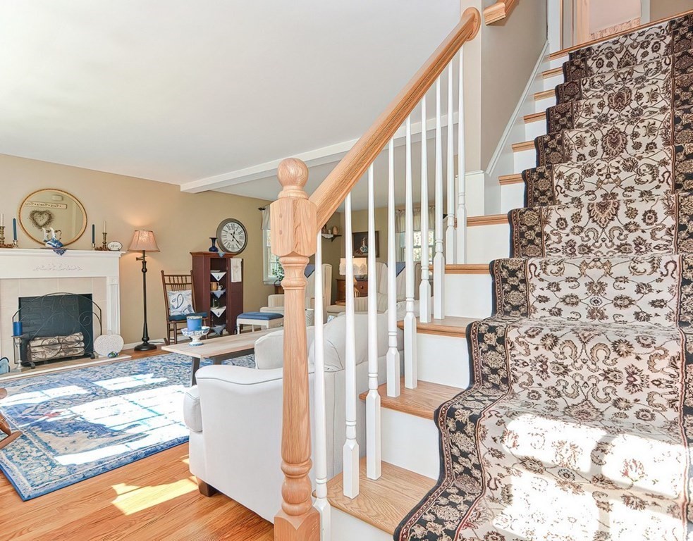 40 Robin Road Westborough, MA 01581 - Photo 19 of 42 Gallery Image 19