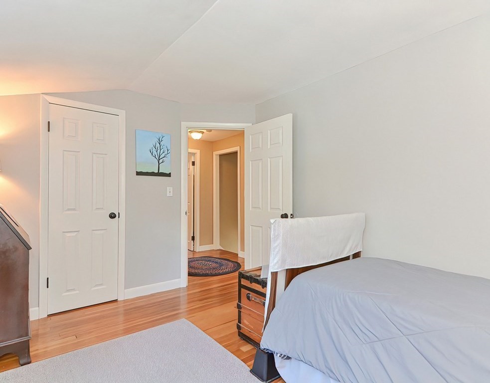 40 Robin Road Westborough, MA 01581 - Photo 28 of 42 Gallery Image 28