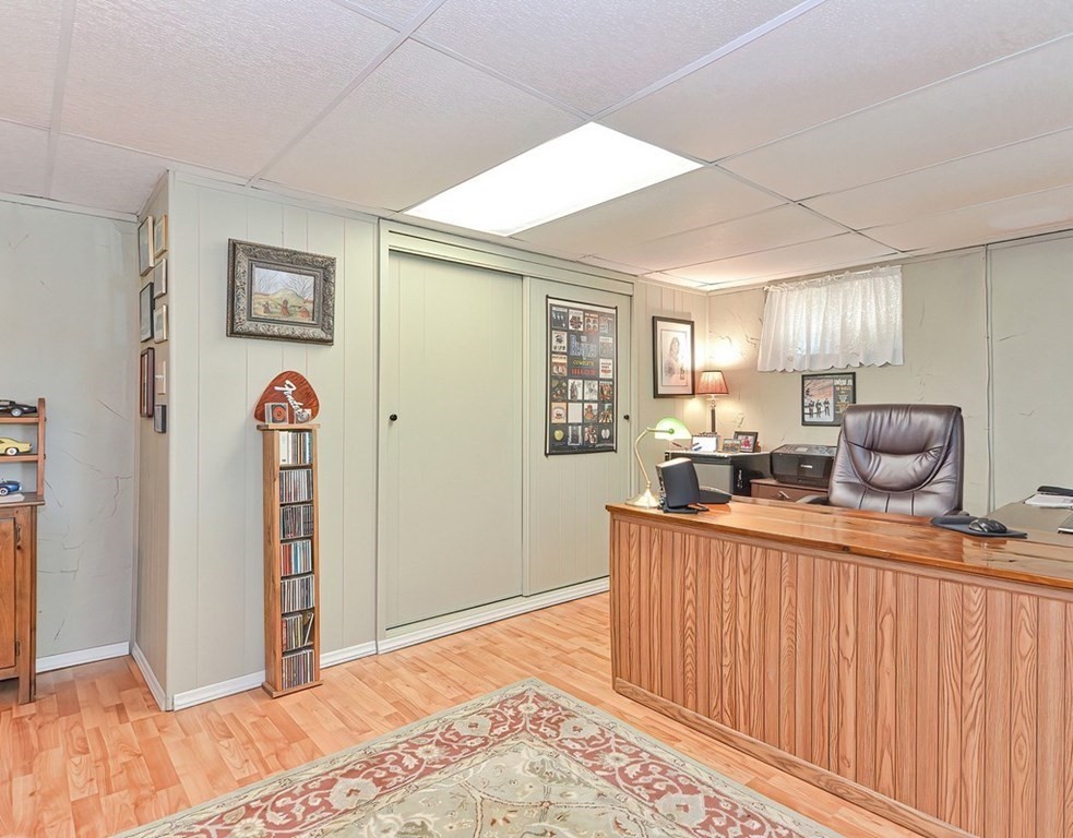 40 Robin Road Westborough, MA 01581 - Photo 30 of 42 Gallery Image 30