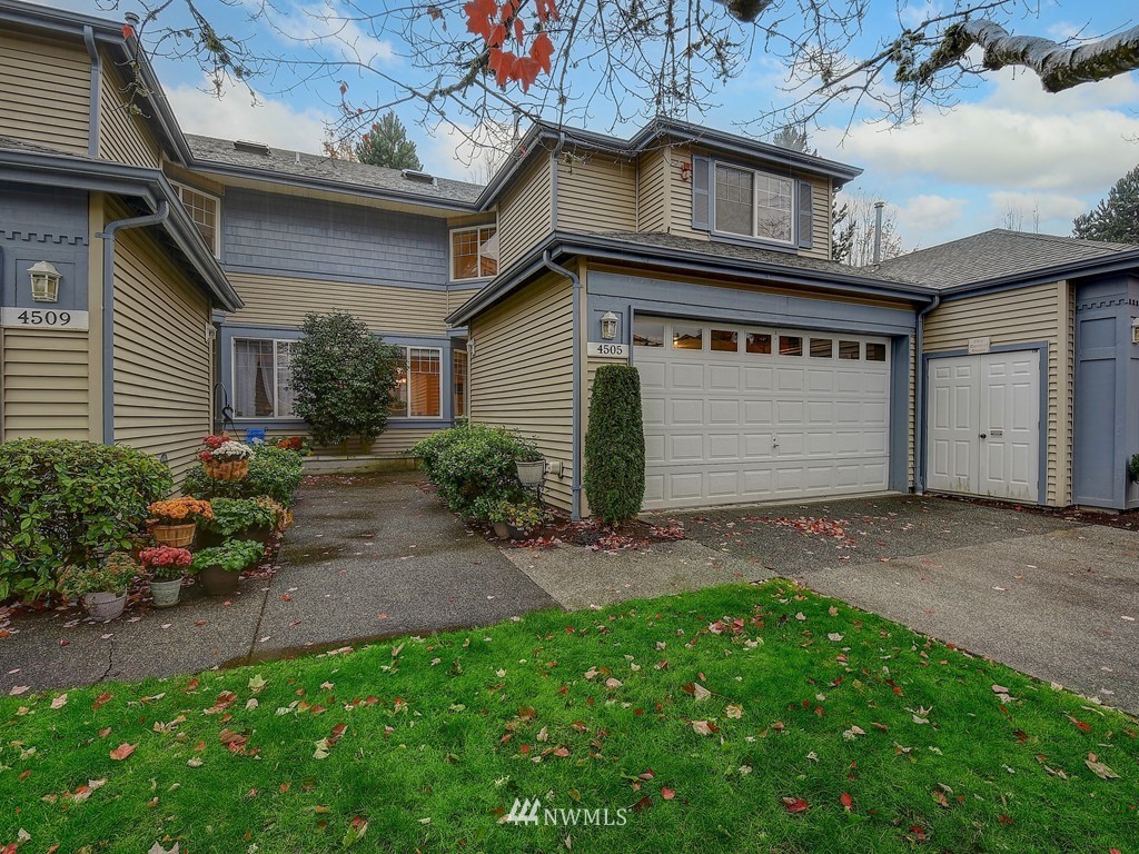 4505 Northeast 6th Court Renton, WA 98059 - Photo 1 of 29 Gallery Image 1