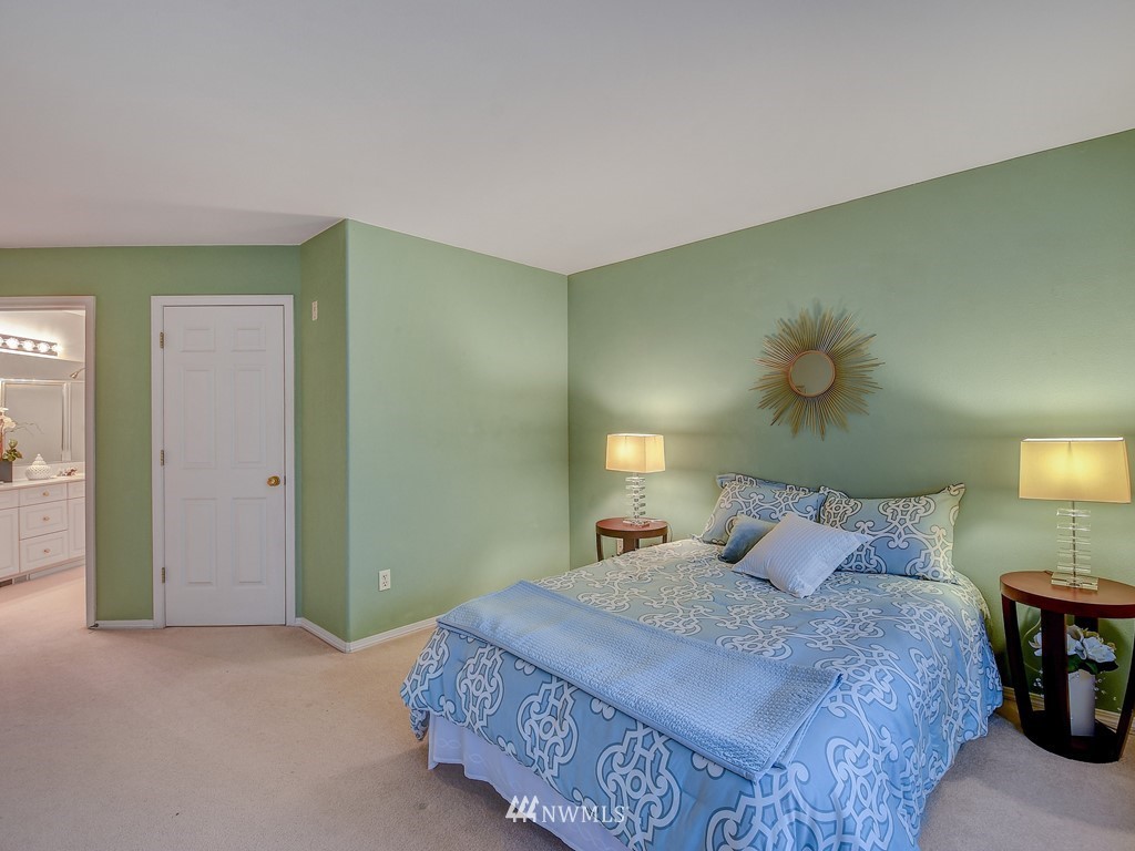 4505 Northeast 6th Court Renton, WA 98059 - Photo 14 of 29 Gallery Image 14