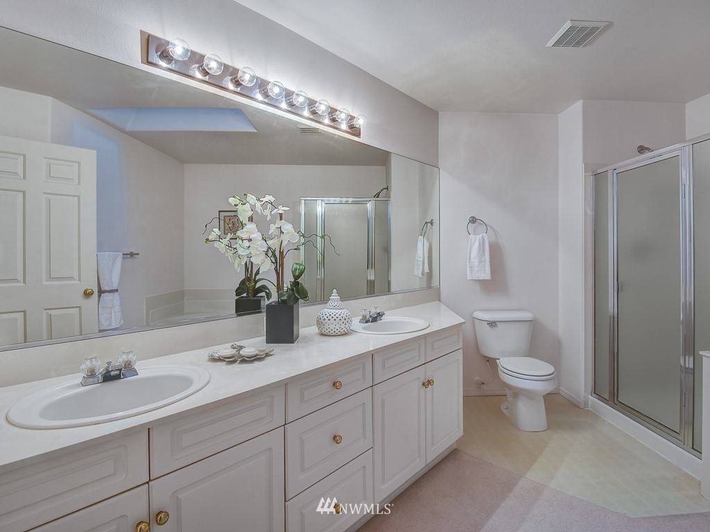 4505 Northeast 6th Court Renton, WA 98059 - Photo 16 of 29 Gallery Image 16