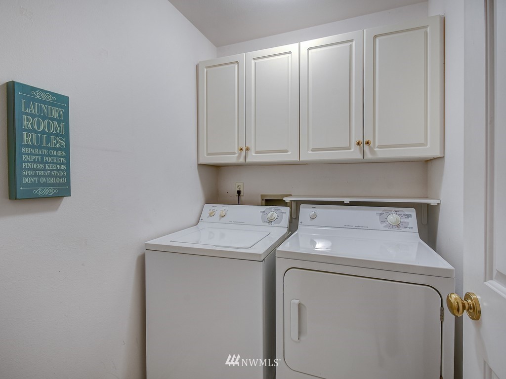 4505 Northeast 6th Court Renton, WA 98059 - Photo 24 of 29 Gallery Image 24