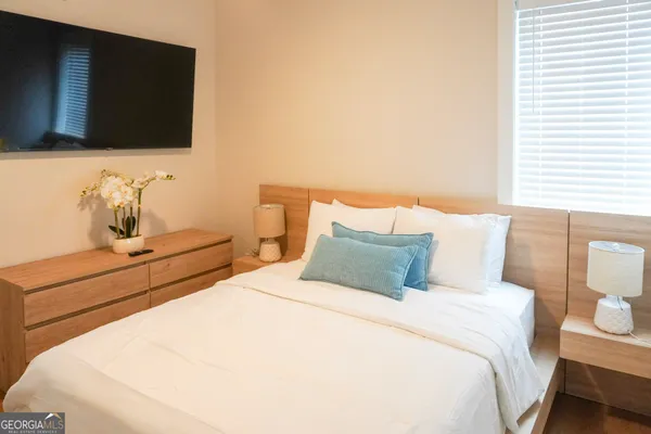 a view of a backyard with a small cabin