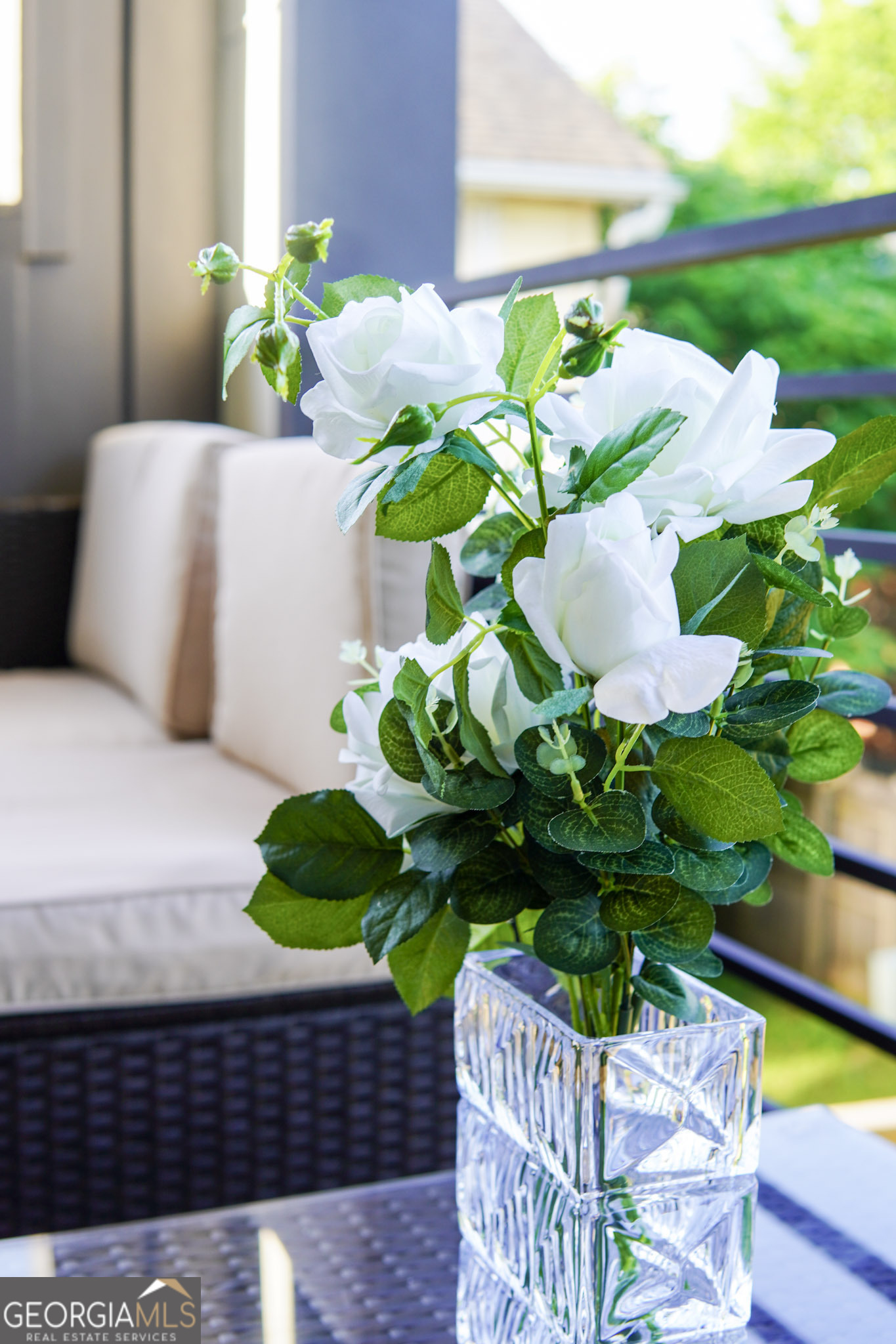 68 Boulevard Southeast Atlanta, GA 30312 - Photo 48 of 51 a vase of flowers sitting on a table