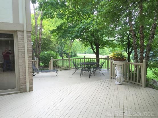 371 Fordcroft Drive Rochester, MI 48309 - Photo 46 of 46 31247893-45.JPG