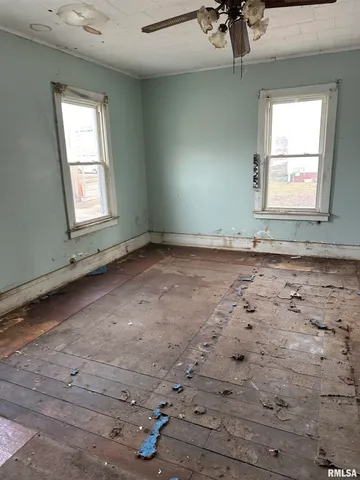 $39,900 | 128 East Ash Street, Canton, IL 61520