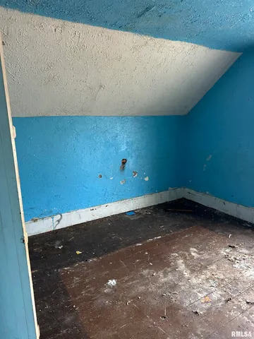 $39,900 | 128 East Ash Street, Canton, IL 61520