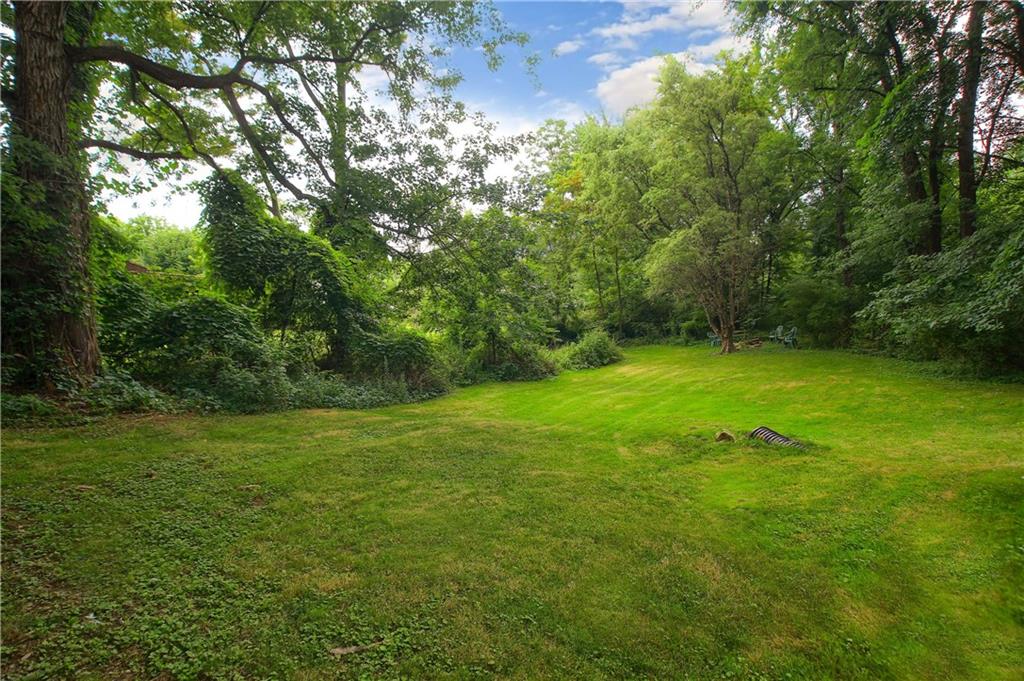 2414 Rochester Road Sewickley, PA 15143 - Photo 4 of 24 Gallery Image 4