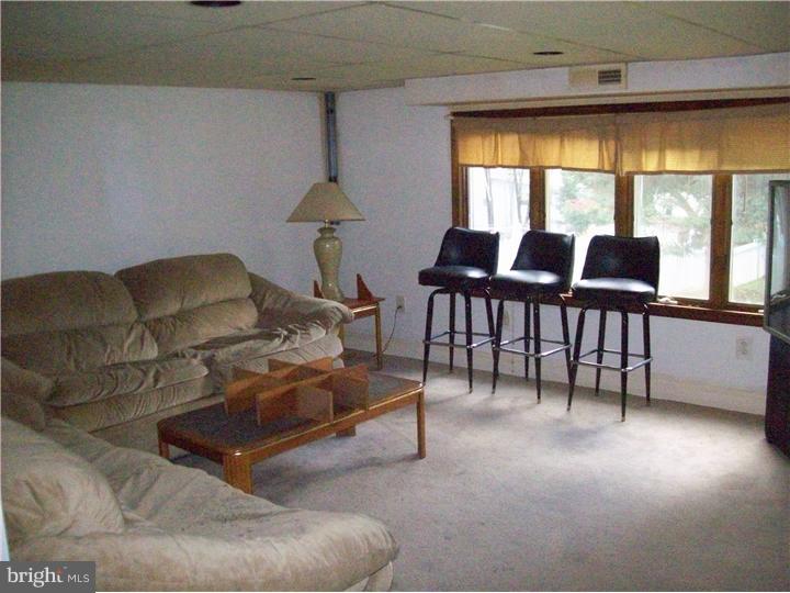 410 Bartram Road Willow Grove, PA 19090 - Photo 8 of 9 Gallery Image 8