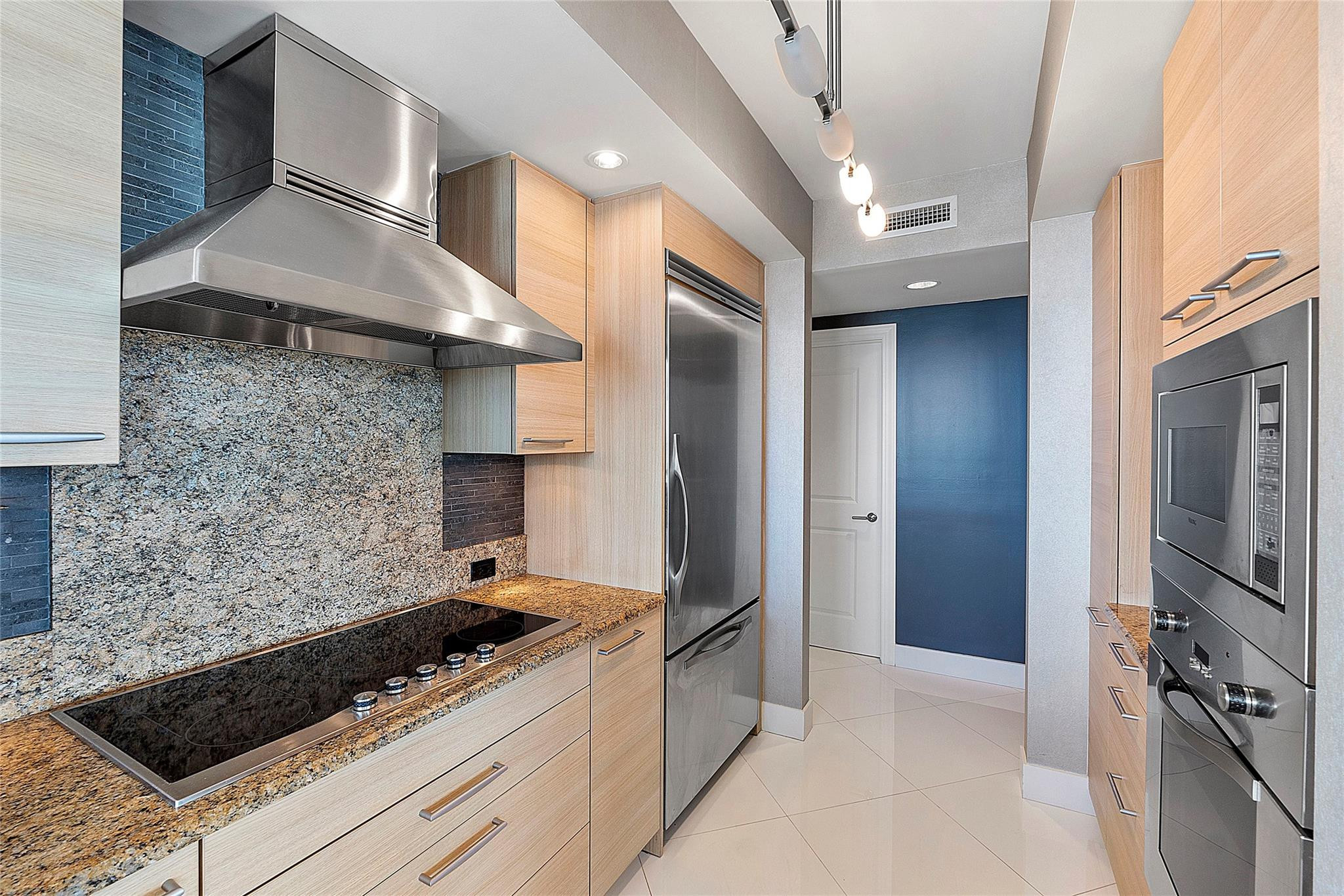 1 North Ocean Boulevard, Unit 1407 Pompano Beach, FL 33062 - Photo 24 of 98 Photo 24