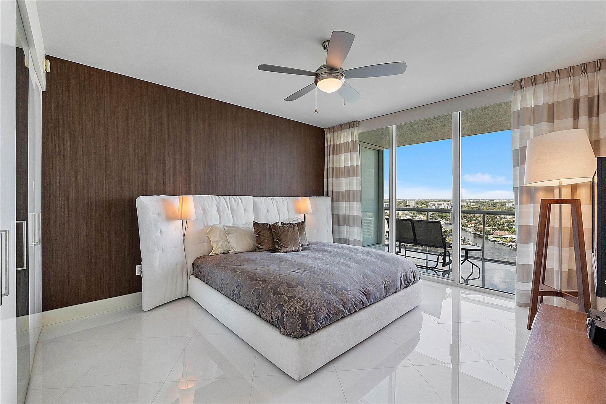 1 North Ocean Boulevard, Unit 1407 Pompano Beach, FL 33062 - Photo 38 of 98 Photo 38