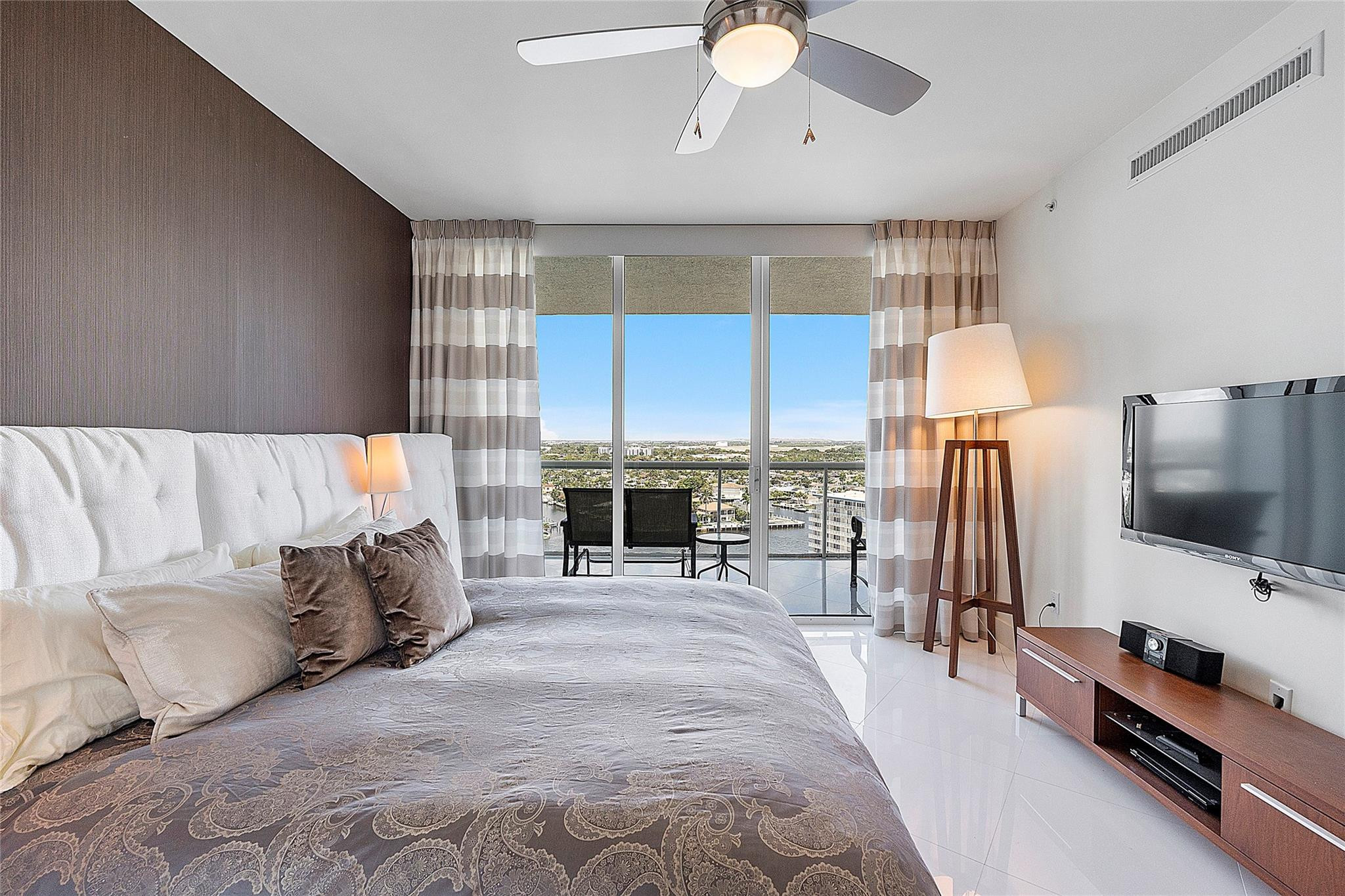 1 North Ocean Boulevard, Unit 1407 Pompano Beach, FL 33062 - Photo 40 of 98 Photo 40