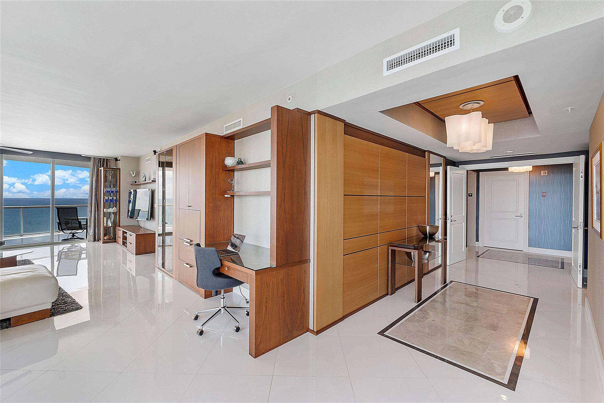 1 North Ocean Boulevard, Unit 1407 Pompano Beach, FL 33062 - Photo 8 of 98 Photo 8