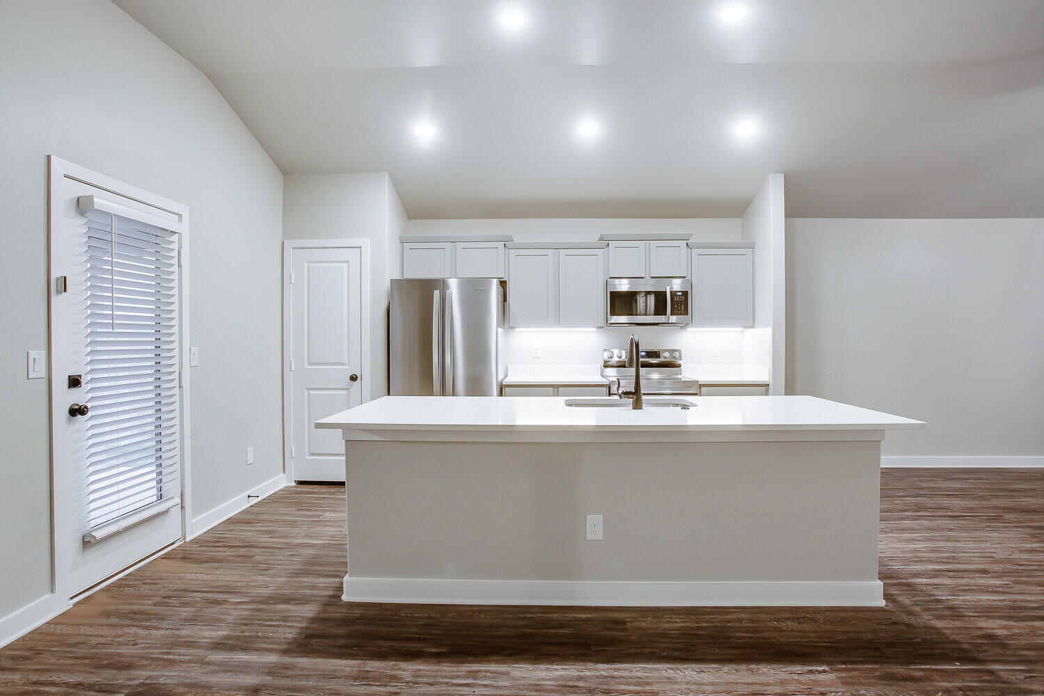 13702 Avenue R Lubbock, TX 79423 - Photo 4 of 18 l-203