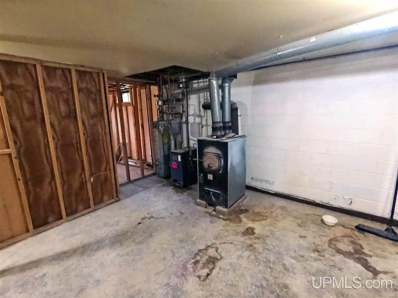 17091 Skanee Road Lanse, MI 49946 - Photo 36 of 43 Gallery Image 36