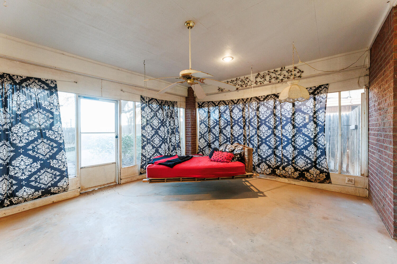 206 Collins Avenue Sundown, TX 79372 - Photo 52 of 81 Screened porch