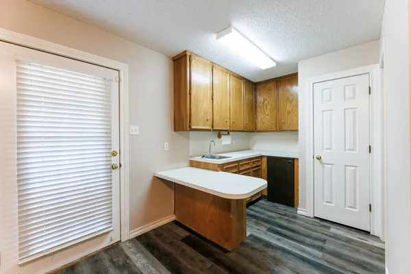$290,000 | 206 Collins Avenue, Sundown, TX 79372