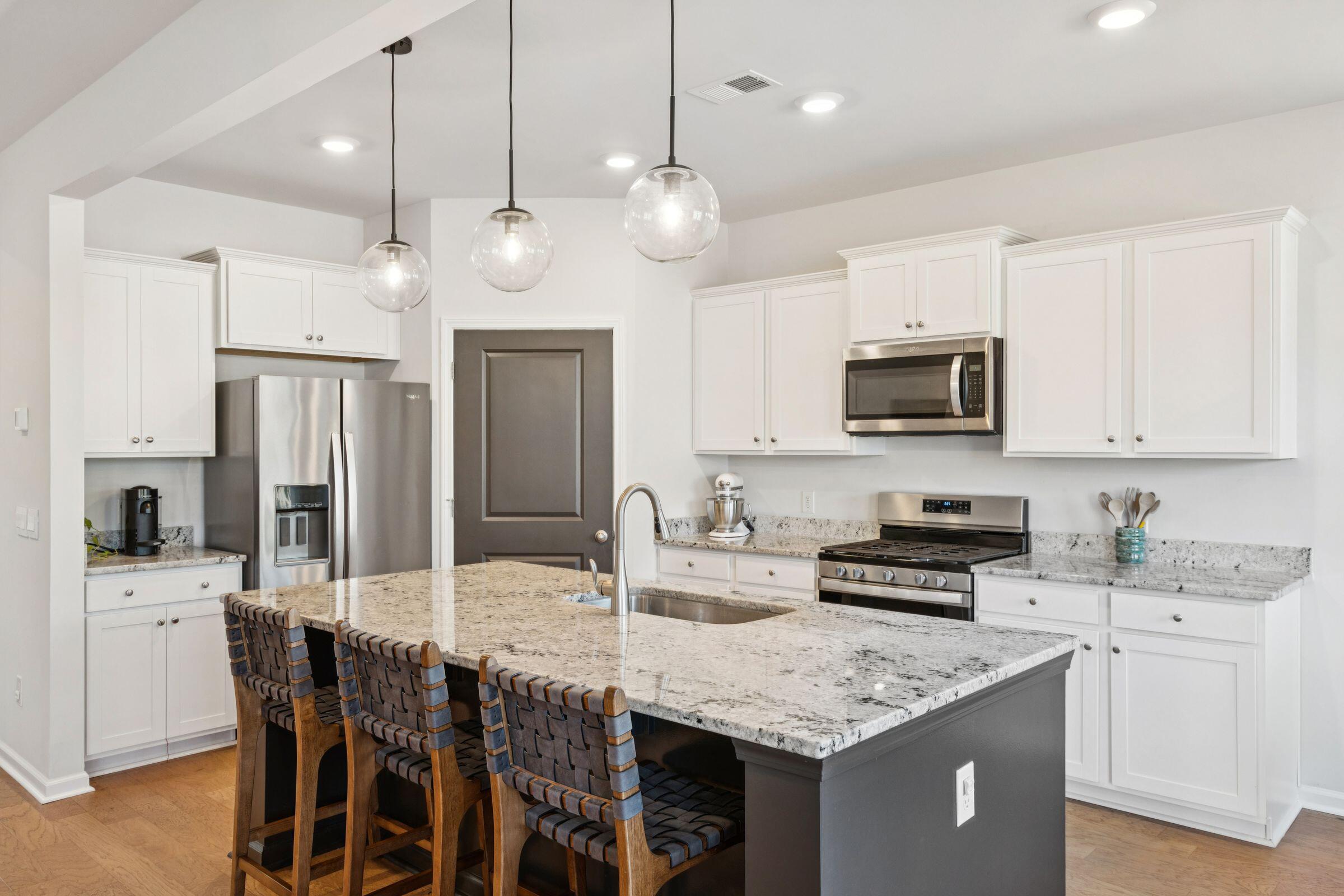 1199 Wading Pt Boulevard Huger, SC 29450 - Photo 6 of 33 1199WadingPtBlvd-KeenEyeMarketing-022