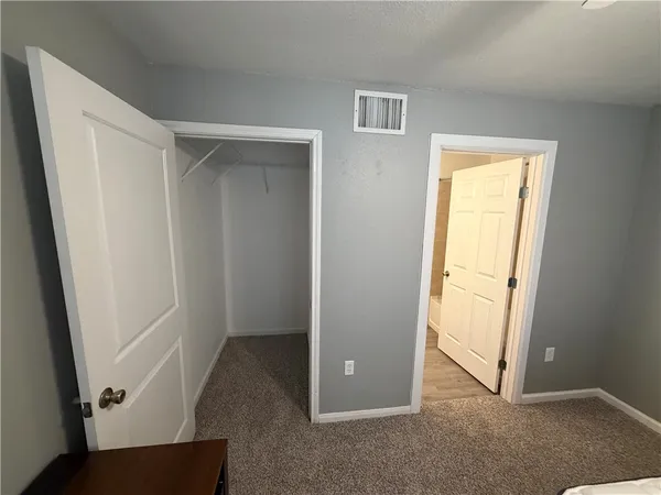 $450 | 527 Southwest Parkway, Unit 104, College Station, TX 77840