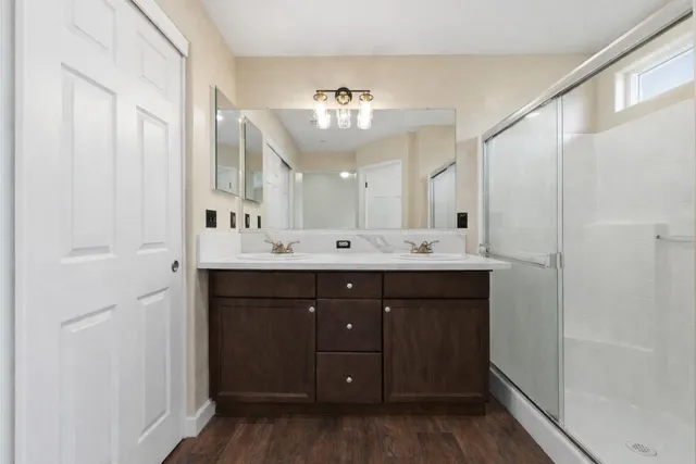 $350,000 | 1369 West Burgundy Court, Hanford, CA 93230