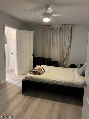 $1,800 | 826 West Grand Street, Unit 1E, Elizabeth, NJ 07202