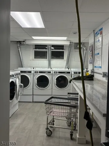 $1,800 | 826 West Grand Street, Unit 1E, Elizabeth, NJ 07202