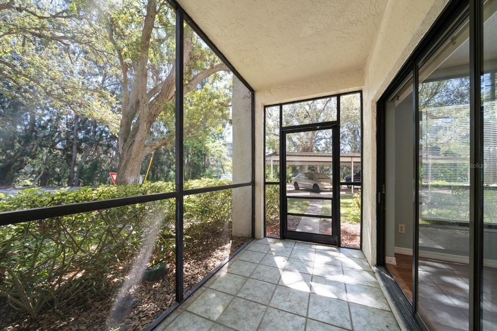 700 Starkey Road, Unit 1111 Largo, FL 33771 - Photo 5 of 38