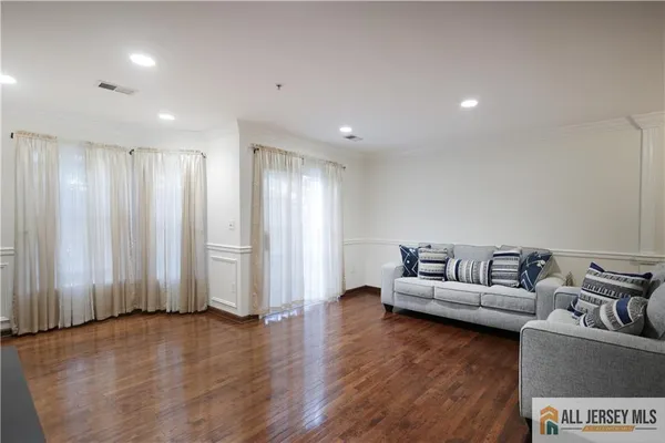 $450,000 | 125 Adamecs Way, Unit 26, South Amboy, NJ 08879