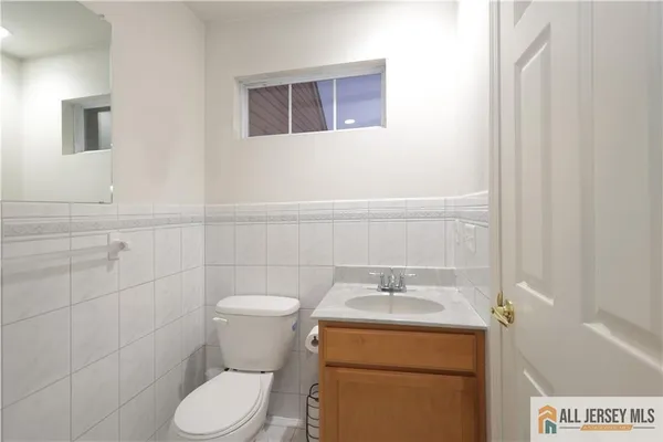$450,000 | 125 Adamecs Way, Unit 26, South Amboy, NJ 08879