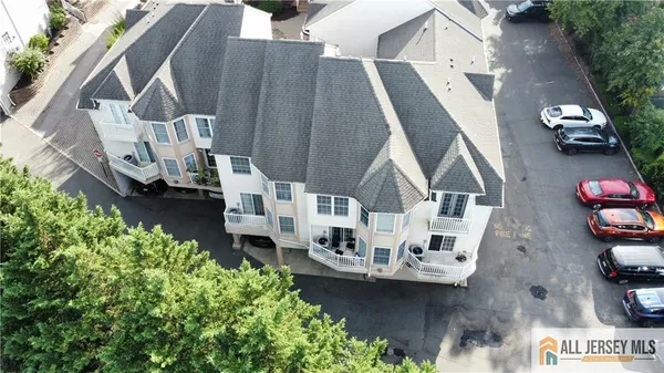 $450,000 | 125 Adamecs Way, Unit 26, South Amboy, NJ 08879