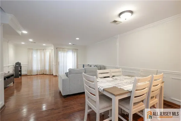 $450,000 | 125 Adamecs Way, Unit 26, South Amboy, NJ 08879