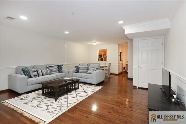 $450,000 | 125 Adamecs Way, Unit 26, South Amboy, NJ 08879