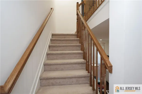 $450,000 | 125 Adamecs Way, Unit 26, South Amboy, NJ 08879