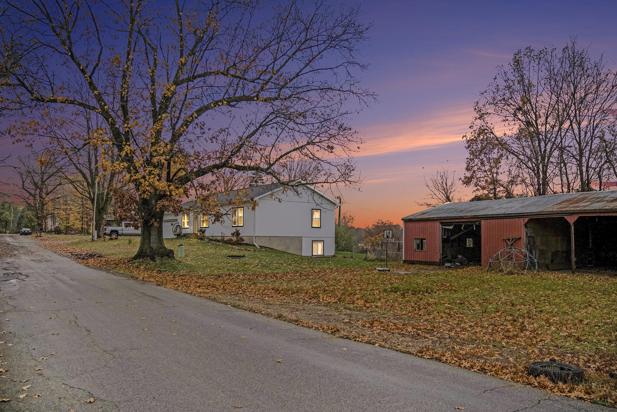 15810 Gorton Road Grass Lake, MI 49240 - Photo 27 of 36 018_sbp_14-twilight_351