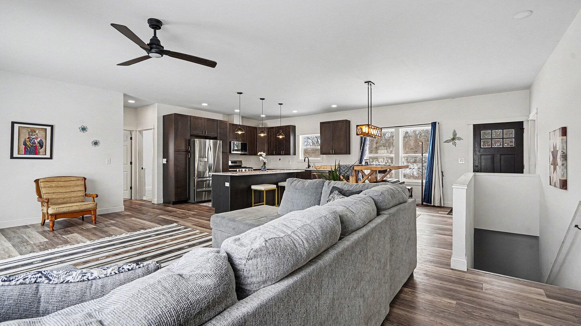 15810 Gorton Road Grass Lake, MI 49240 - Photo 4 of 36 002_file_6601