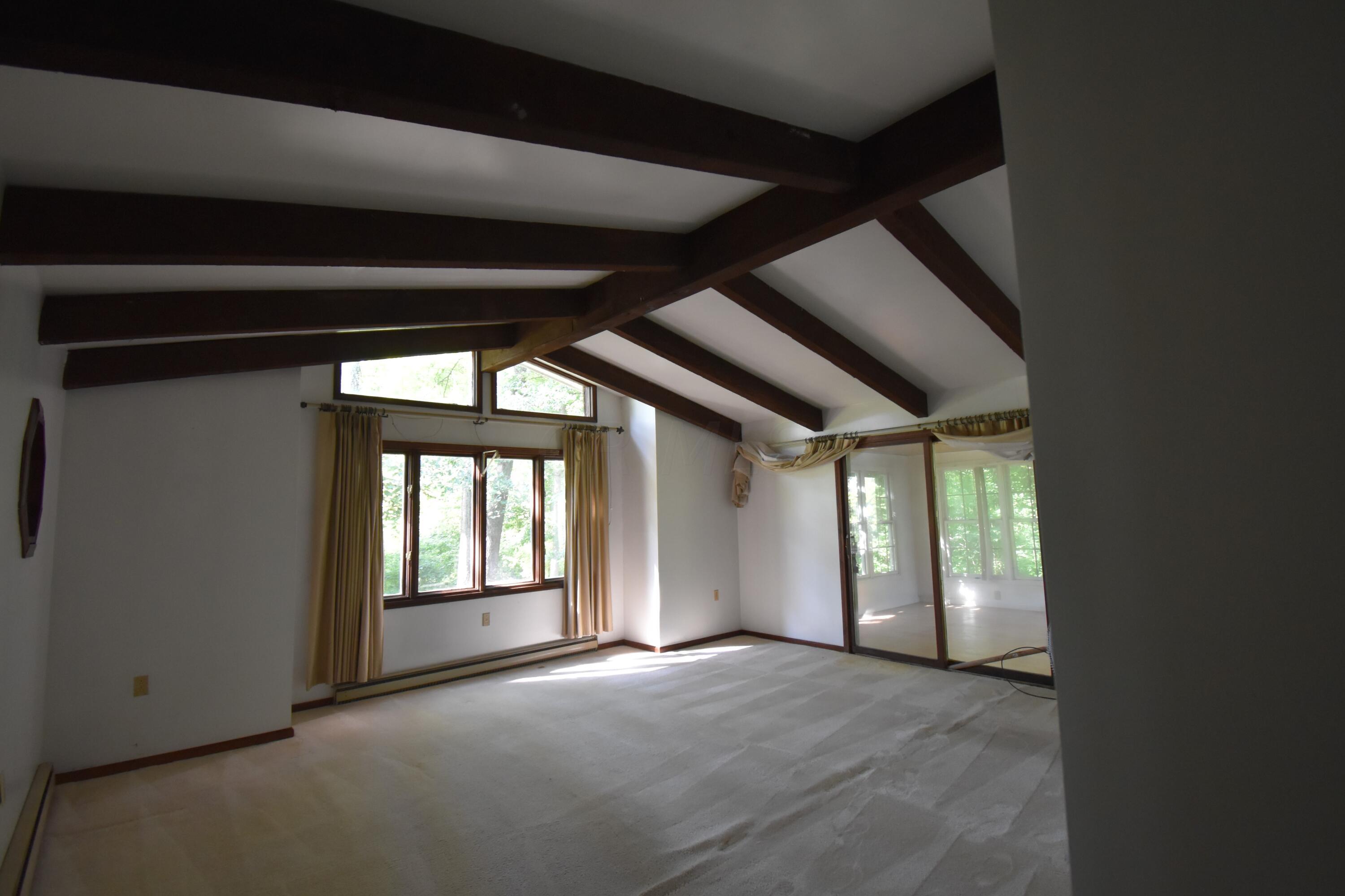 428 Coover Road Delaware, OH 43015 - Photo 22 of 41 Owner's Bedroom