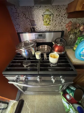 a close view of stove