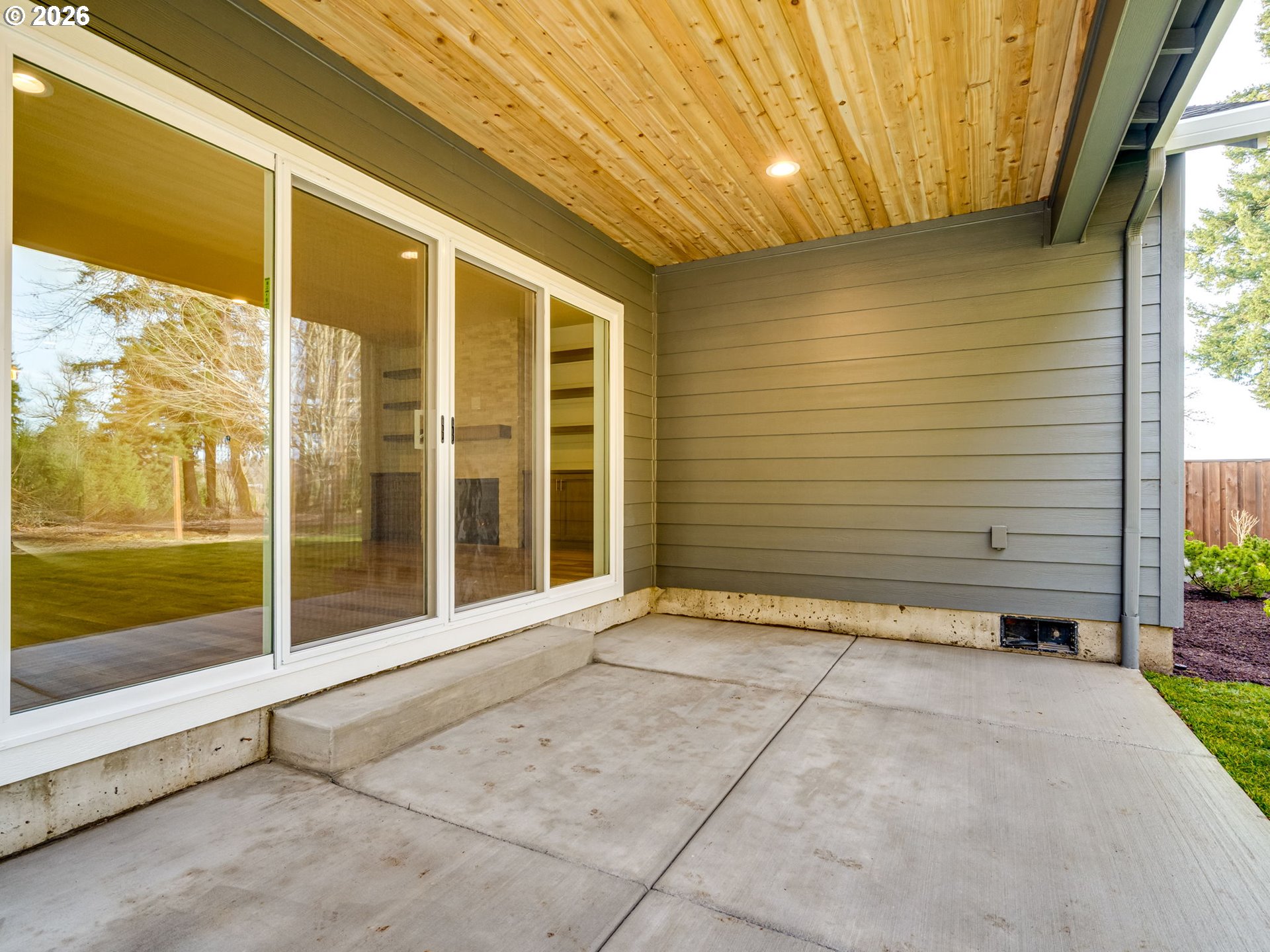 2147 Northeast Spitz Road Canby, OR 97013 - Photo 29 of 46 Covered Patio