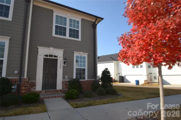 $1,900 | 19826 Lamp Lighters Way, Cornelius, NC 28031