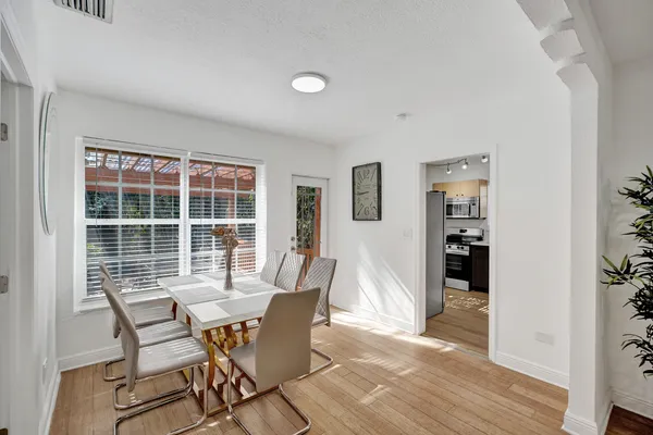 $1,199,000 | 130 Northeast 49th Street, Miami, FL 33137