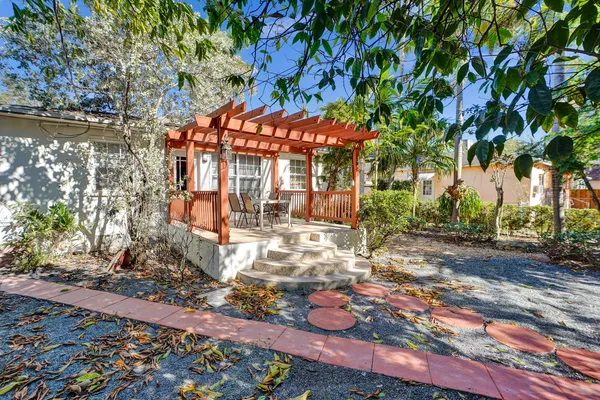 $1,199,000 | 130 Northeast 49th Street, Miami, FL 33137