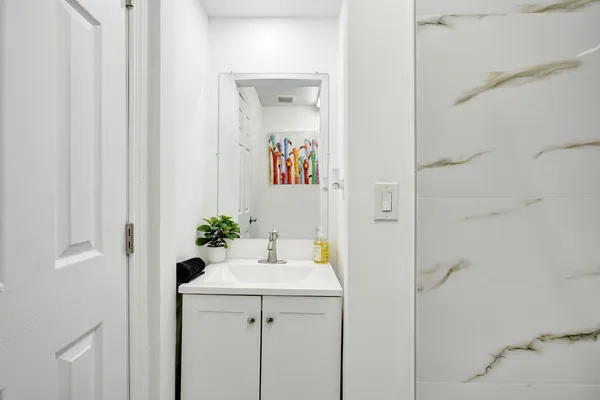 $1,199,000 | 130 Northeast 49th Street, Miami, FL 33137