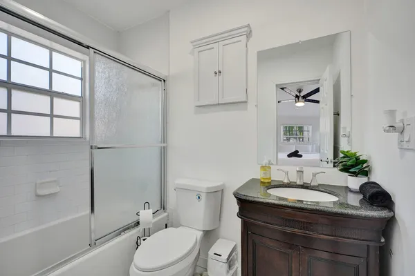 $1,199,000 | 130 Northeast 49th Street, Miami, FL 33137