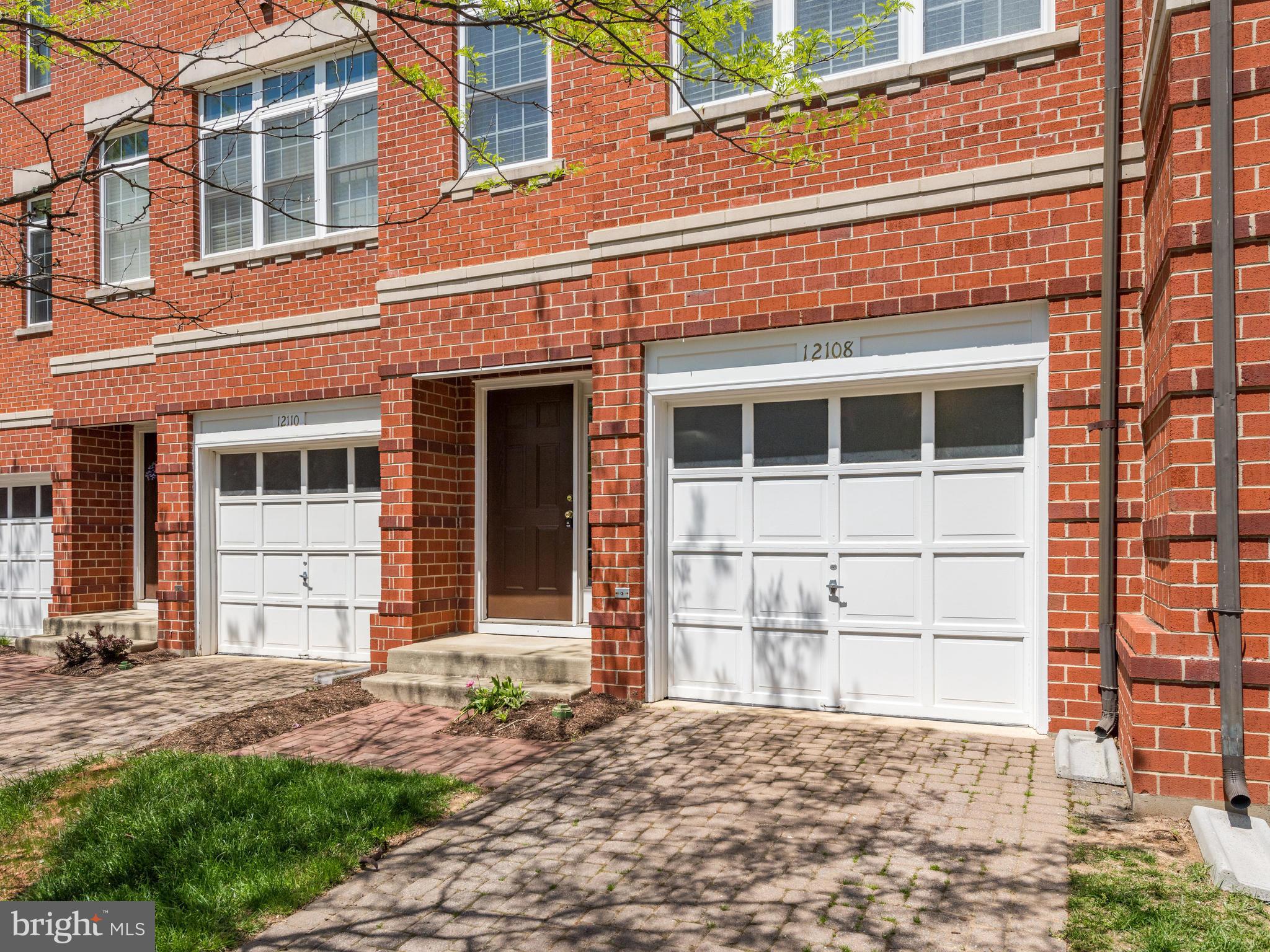 12108 Kinsley Place Reston, VA 20190 - Photo 2 of 27 Exterior (Front)